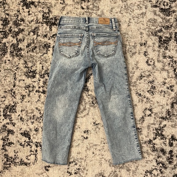 Abercrombie Kids high-rise ankle straight jean size 7/8 slim short - Picture 3 of 5
